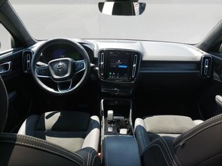VOLVO C40 BEV 78KWH RECHARGE TWIN FIRST ED AWD 408 5P