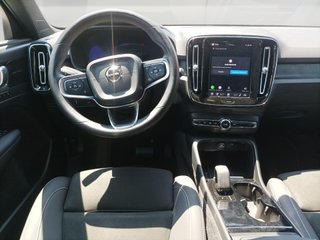 VOLVO C40 BEV 78KWH RECHARGE TWIN FIRST ED AWD 408 5P