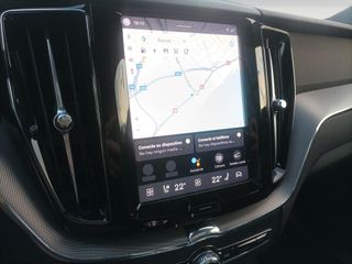 VOLVO XC60 2.0 T6 RECHARGE PLUS DARK AUTO 4WD 350 5P