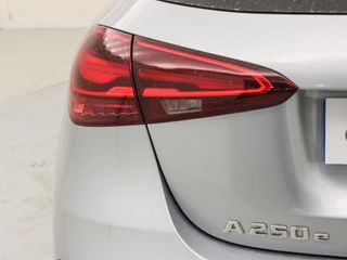 MERCEDES A-CLASS 1.3 A 250 E PHEV DCT 218 5P