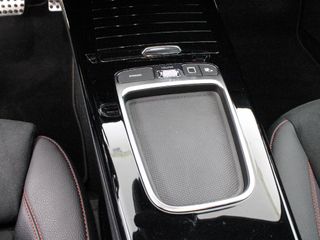 MERCEDES A-CLASS 1.3 A 250 E PHEV DCT 218 5P