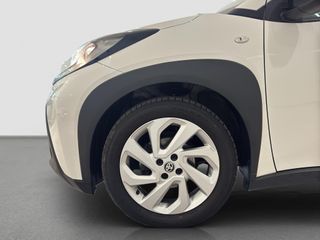 TOYOTA AYGO X 1.0 VVT-I PLAY 72 5P