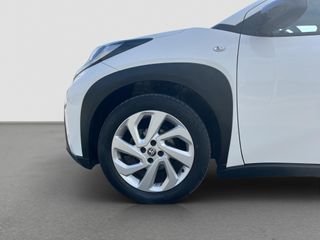 TOYOTA AYGO X 1.0 VVT-I PLAY 72 5P