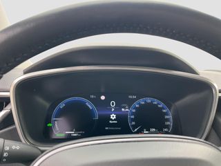 TOYOTA COROLLA SEDAN 1.8 HYBRID STYLE PLUS E-CVT 140 4P