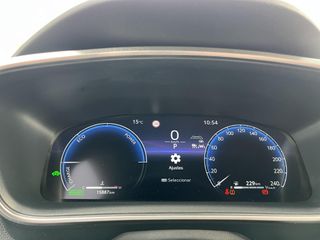 TOYOTA COROLLA SEDAN 1.8 HYBRID STYLE PLUS E-CVT 140 4P