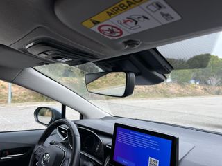 TOYOTA COROLLA SEDAN 1.8 HYBRID STYLE PLUS E-CVT 140 4P