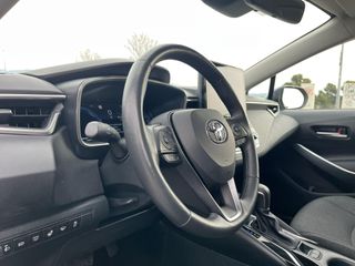 TOYOTA COROLLA SEDAN 1.8 HYBRID STYLE PLUS E-CVT 140 4P