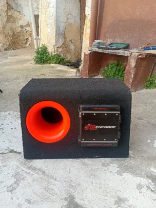 Subwoofer JBL 1000w 250 rms Etapa Renegade 550w