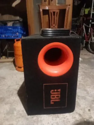 Subwoofer JBL 1000w 250 rms Etapa Renegade 550w