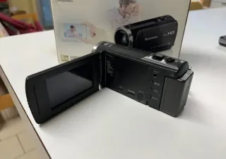 Videocámara Panasonic HC-V270 Full HD