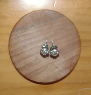 Pendientes de acero inoxidable con circonita