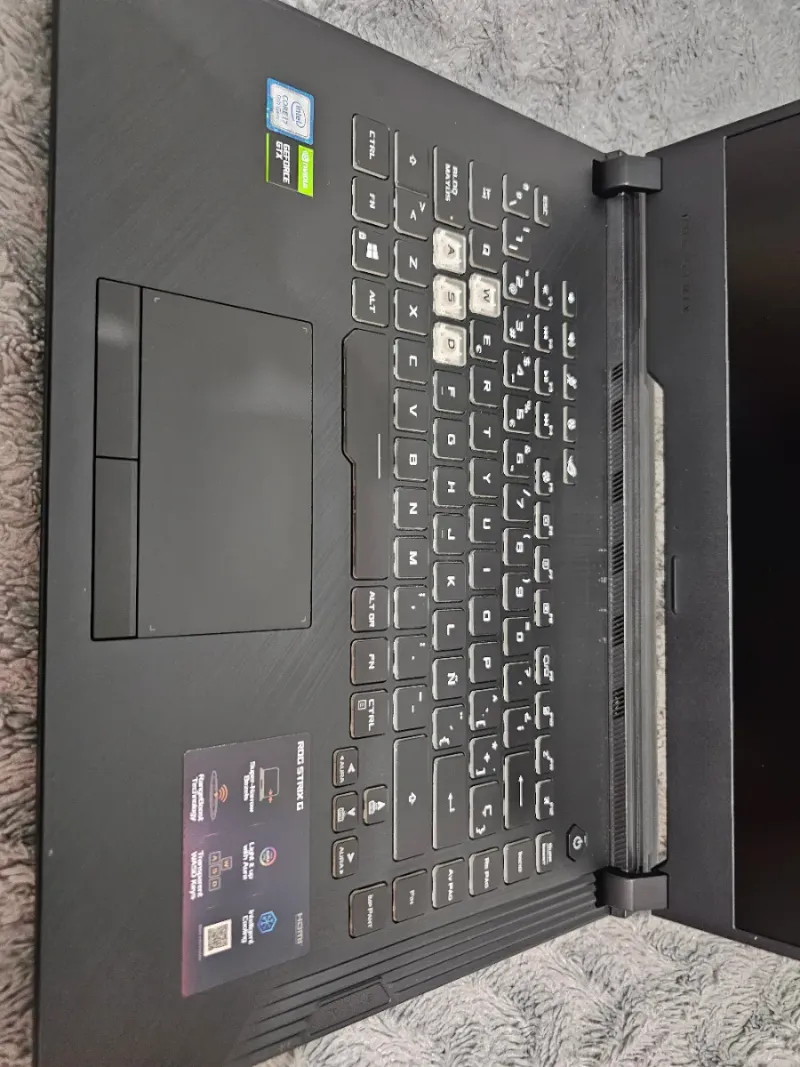 ASUS ROG STRIX G531GT, CON CARGADOR afbeelding 3