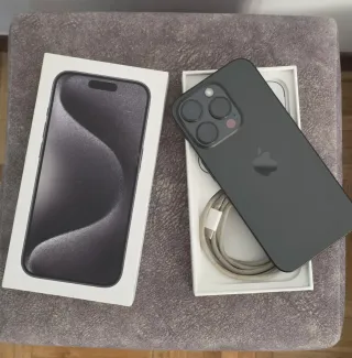 iPhone 15 Pro 128GB Negro/Gris