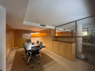 Oficina en alquiler en Eixample Nord – La Devesa en Girona