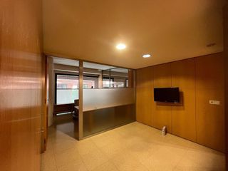 Oficina en alquiler en Eixample Nord – La Devesa en Girona