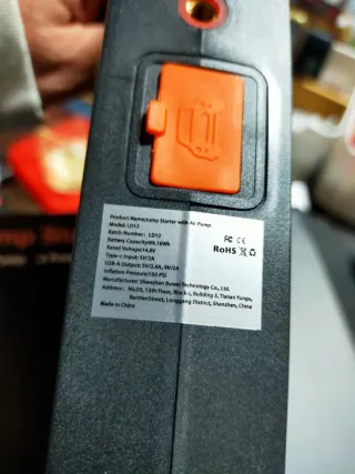 2500A.Arrancador+Inflador Portátil A ESTRENAR