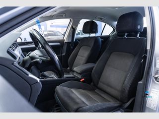 Volkswagen Passat Advance 1.6 TDI BMT