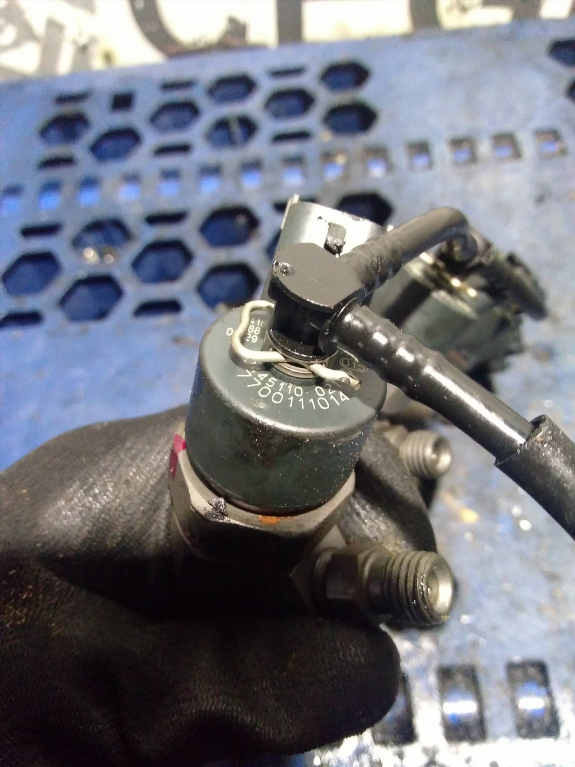 INYECTOR OPEL VIVARO Combi 2.7t Corto | 01.01 - 1