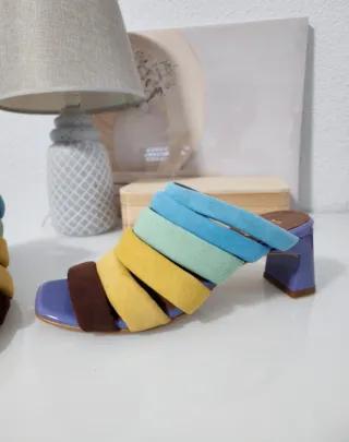 Sandalias de piel multicolor