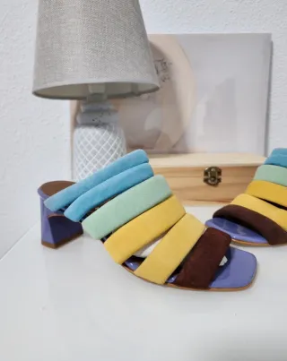 Sandalias de piel multicolor