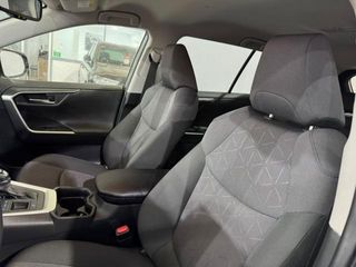 TOYOTA RAV4 Hybrid 220H 4x2 Advance
