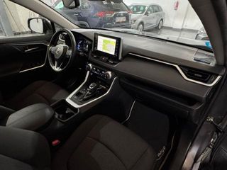 TOYOTA RAV4 Hybrid 220H 4x2 Advance