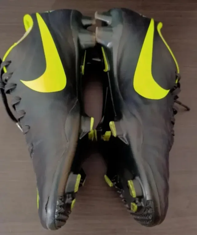 Nike mercurial 40