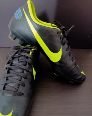 Botas de fútbol Nike