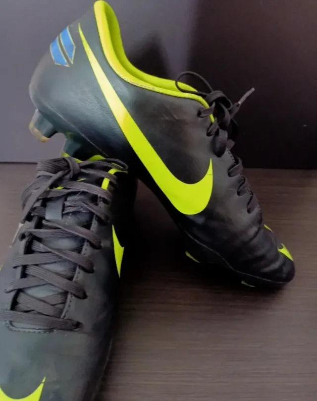 Nike mercurial 40