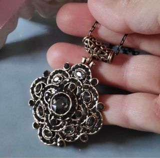 Collana con ciondolo Art Déco