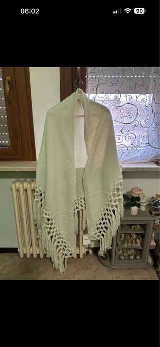 Mantella donna taglia unica panna/bianco