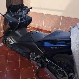 Yamaha Tmax 530 SX sport Azul