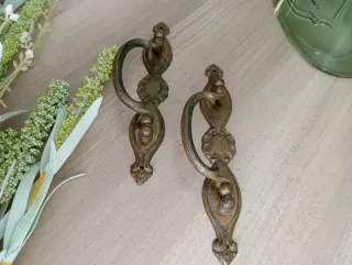 Tiradores antiguos vintage metal dorado