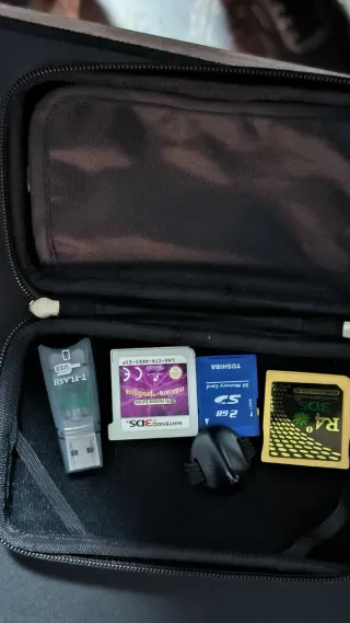 Nintendo 3DS Roja + 3 Juegos.