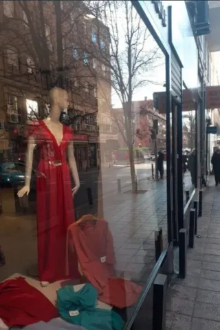 Servicio de limpieza y mantenimiento de cristales