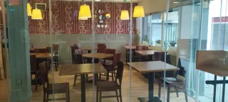 Servicio de limpieza y mantenimiento de cristales