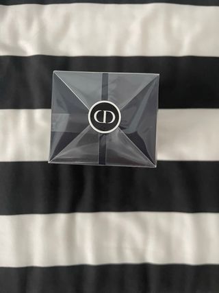 Lote AirPods Pro 2 y Perfume Sauvage Dior