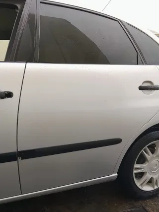 Puerta Trasera Izquierda Seat Ibiza 6L