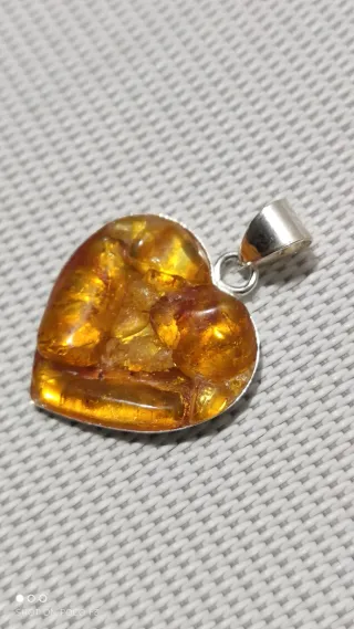 Colgante Corazón Ámbar Báltico Plata 925.