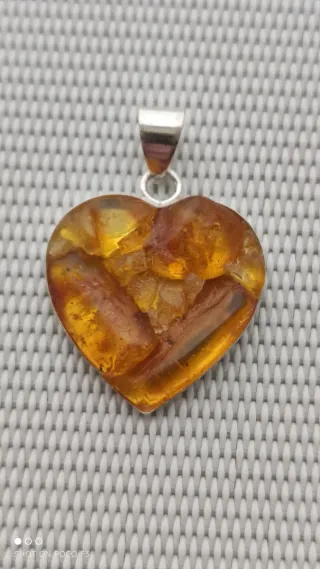 Colgante Corazón Ámbar Báltico Plata 925.