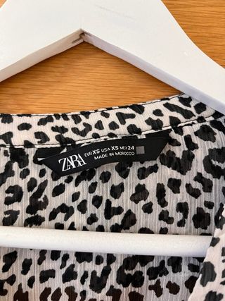 Blusa Zara Estampada Volantes XS