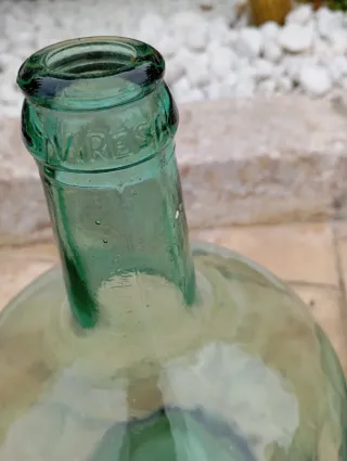 Antiche damajuanas in vetro