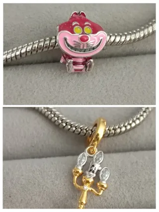 Lote charms Patricia