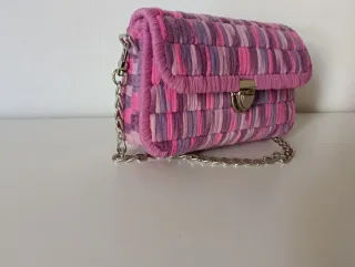 Pochette artigianale per bambina