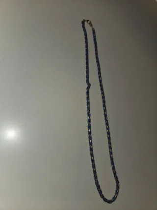 2 collane perle ovali e metallo maglie intrecciate