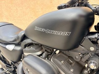 Harley Davidson Sportster XL883N Iron Negra 2011