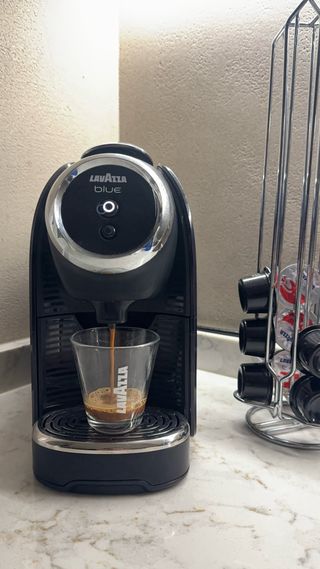 Cafetera Lavazza Blue LB300