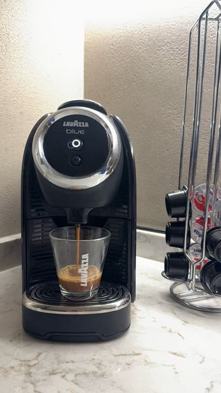 Cafetera Lavazza Blue LB300