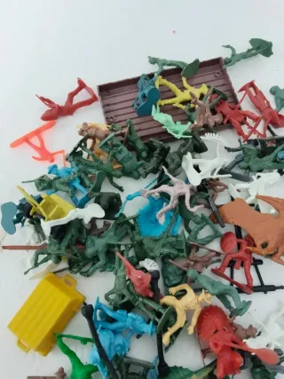 Lote Juguetes Figuras y Coches Varios