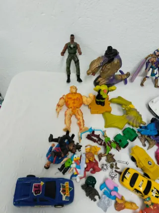 Lote Juguetes Figuras y Coches Varios